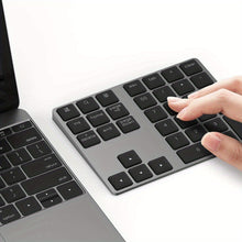 Load image into Gallery viewer, Rechargeable Wireless Digital Keyboard Suitable For Financial Accounting Stock Portable Wireless Office Computer Keyboard