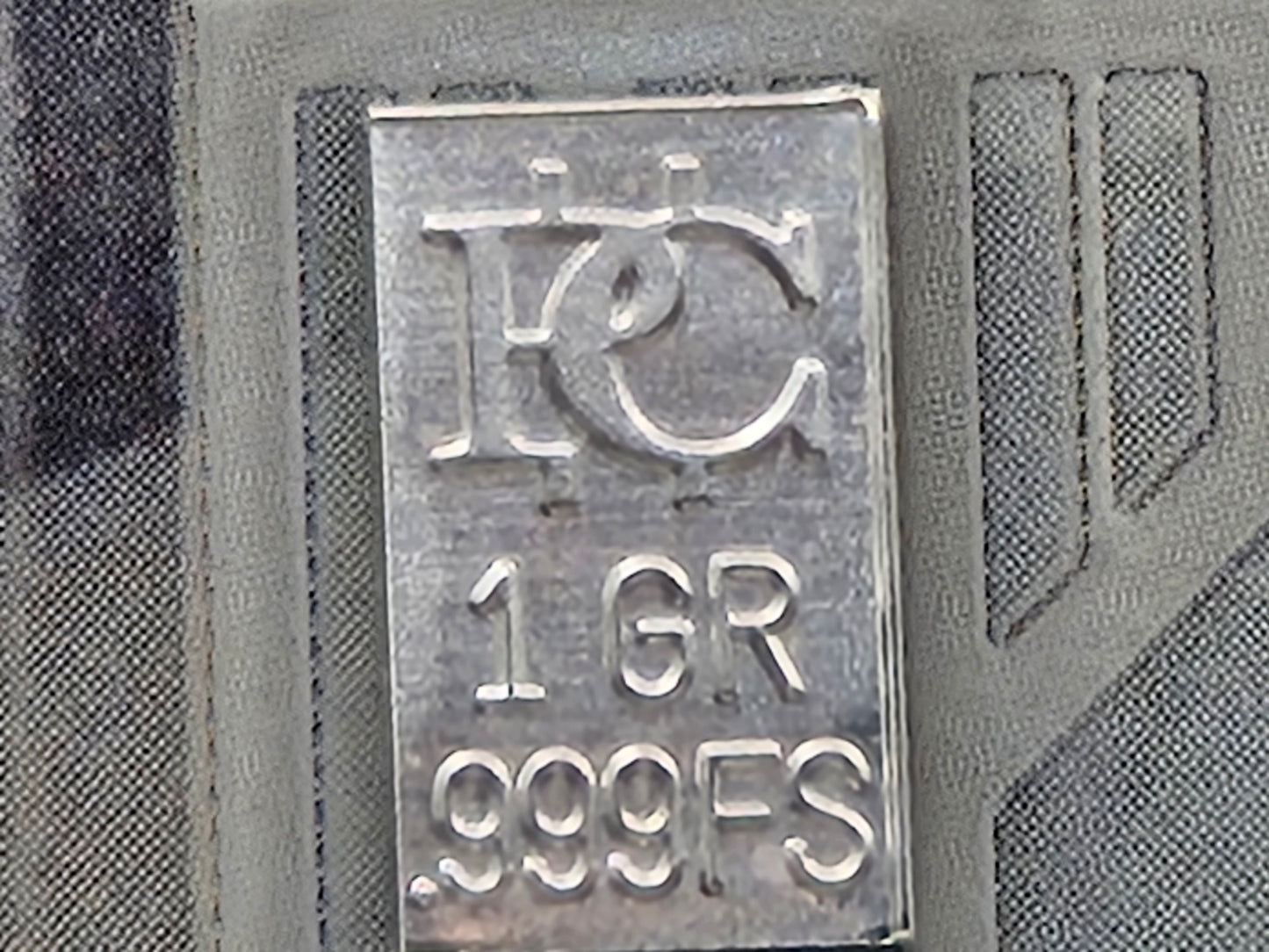 1 Grain Pure Silver Bar in Premium Disney Silver Bar in Card Assay .999 Meg