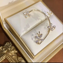 Load image into Gallery viewer, Butterfly Earrings Fashion Jewelry 2020 No Ear Hole Earing Trend Piercings Chain Aretes Accesories for Women Grils Navidad