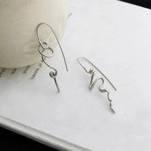 Load image into Gallery viewer, Abstract three-dimensional design earrings cool and handsome temperament fashion women exquisite retro ear hanging jewelry acces