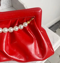 Load image into Gallery viewer, Fashion Folds women Clutches Pearl chain design Lady Handbag Python Banquet Envelope Evening Bag Ladies Clutch Purses bolsas