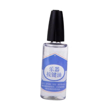 Load image into Gallery viewer, Musical Instrument Keys Oil 30ml Sturdy Reusable Saxophone Clarinet Maintenance Oil for Clarinet Sax Cornet Oboe Piccolo Trumpet
