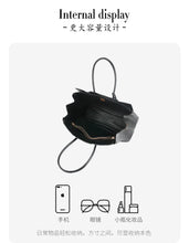 Load image into Gallery viewer, Luxury Genuine Leather Tote Bags for Women Large Capacity Travel Shoulder Bag Designer Handbags Ladies Shopping Purse