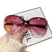 Load image into Gallery viewer, New Fashion Brand Sunglasses 2025 Women Luxury Design Sun Glasses Bling Rhinestone Gradient Lens Eyeglasses for Female UV400
