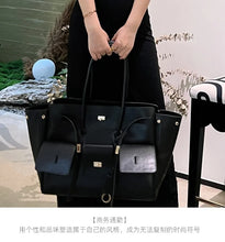 Load image into Gallery viewer, Luxury Genuine Leather Tote Bags for Women Large Capacity Travel Shoulder Bag Designer Handbags Ladies Shopping Purse