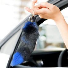 Load image into Gallery viewer, New Faux Fox Fur Tail Large Long Natural Fur Tail Keychain Pendant Huge Fluffy Cosplay Tail Cute Wolf Fox Tail Fur Car Keychain