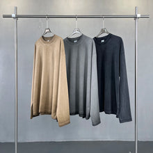 Load image into Gallery viewer, Long-sleeved t-shirt with bottom color