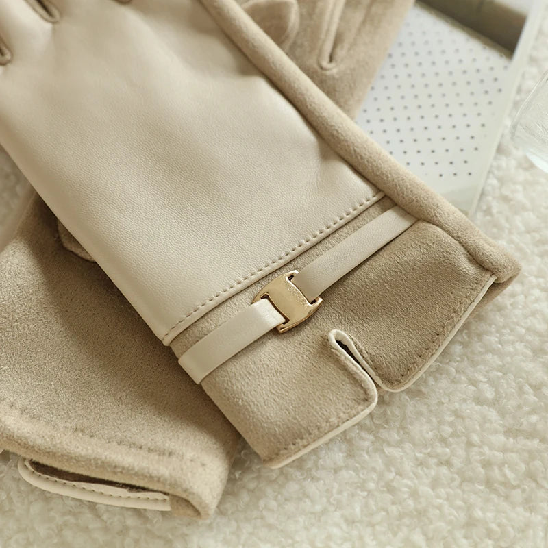 1 Pair of Gloves for Women in Winter Fleece-Lined to Heattech and Touch Screen Pu Elegant and Exquisite Cycling and Driving Gloves