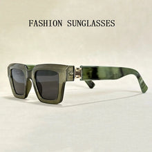 Load image into Gallery viewer, Vintage Sunglasses Women Luxury Trending Sunglasses Designer Luxe Femme Glasses Oculos Fashion Lentes Gafas Dropshipping Lunette