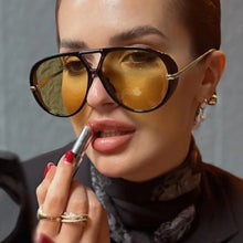 Load image into Gallery viewer, Women Brand Designer Luxury Sun Glasses Sex Vintage Oversized Sunglasses Female Black Fashion Oculos De Sol #300864