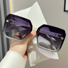 Load image into Gallery viewer, 2025 New Sunglasses For Women With Advanced Sense, Anti Uv Polarized Sunglasses, Face Friendly, Small Beach Versatile Glasses