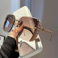 Load image into Gallery viewer, Fashion Oversized Square Sunglasses Women 2025 Luxury Brand Sun Glasses Vintage Sun Glasses Female Shades Outdoor Eyeglasses