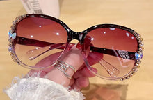 Load image into Gallery viewer, New Fashion Brand Sunglasses 2025 Women Luxury Design Sun Glasses Bling Rhinestone Gradient Lens Eyeglasses for Female UV400
