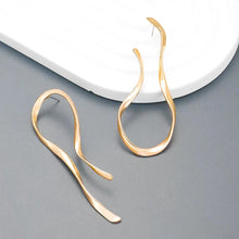 Load image into Gallery viewer, Abstract three-dimensional design earrings cool and handsome temperament fashion women exquisite retro ear hanging jewelry acces