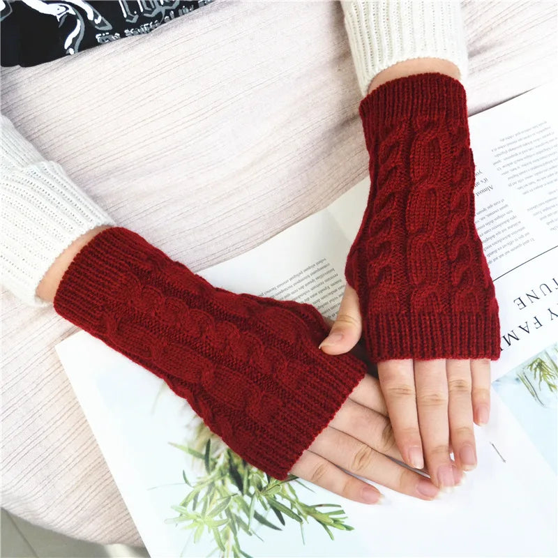NEW Women Hand Warmer Winter Gloves Fashion Knitting Faux Wool Mitten Warm Fingerless Glove Gants Femme women gloves
