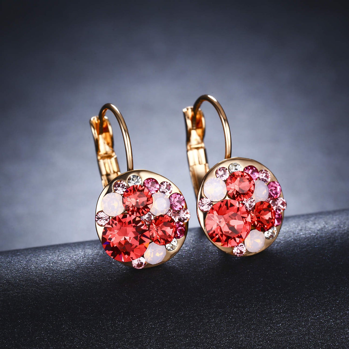 1 Pair of Exquisite Vintage-Inspired Drop Earrings for Women, Elegant Accessories