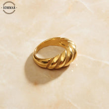 Load image into Gallery viewer, Gold Plated Rings For Women Golden Silver Twist Ring Finger Fashion Jewelry Finger Accessories Gifts Stylish Rings For Sale