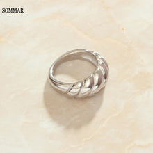 Load image into Gallery viewer, Gold Plated Rings For Women Golden Silver Twist Ring Finger Fashion Jewelry Finger Accessories Gifts Stylish Rings For Sale