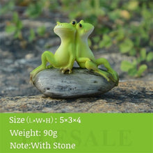 Load image into Gallery viewer, Creative Cute Resin Rural Frog Statue Outdoor Frogs Sculpture For Home Desk Garden Store Decorative Decor Ornament Dropshipping
