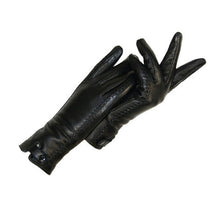 Load image into Gallery viewer, High-quality Genuine Leather Women Gloves Rabbit Fur Lining Riveted Clasp Winter Warm Woman Soft