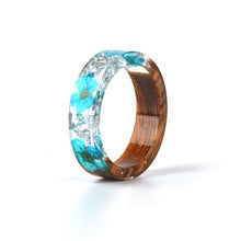 Load image into Gallery viewer, Unisex Handmade Wood Resin Ring Dried Flowers Plants Inside Jewelry Resin Ring Transparent Anniversary Every Day Ring