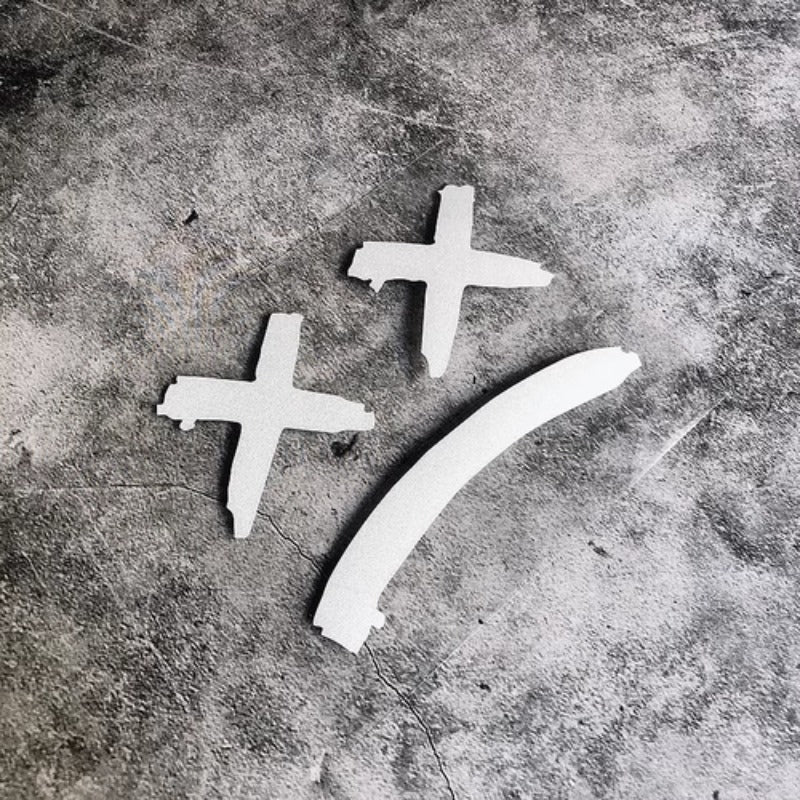 1pc Devil Smiling Face Car Sticker Personality Modified Body Windshield Motorcycle Decoration Scratches Blocking Reflective Warning Stickers