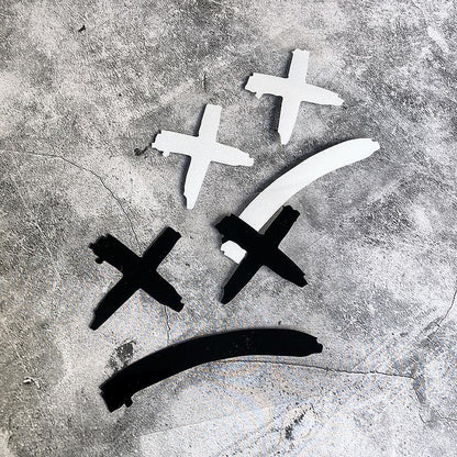 1pc Devil Smiling Face Car Sticker Personality Modified Body Windshield Motorcycle Decoration Scratches Blocking Reflective Warning Stickers