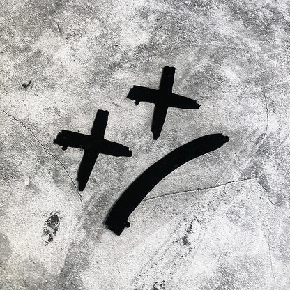 1pc Devil Smiling Face Car Sticker Personality Modified Body Windshield Motorcycle Decoration Scratches Blocking Reflective Warning Stickers