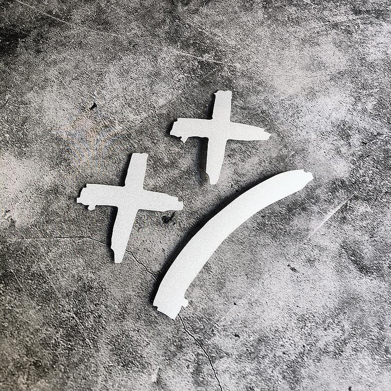 1pc Devil Smiling Face Car Sticker Personality Modified Body Windshield Motorcycle Decoration Scratches Blocking Reflective Warning Stickers