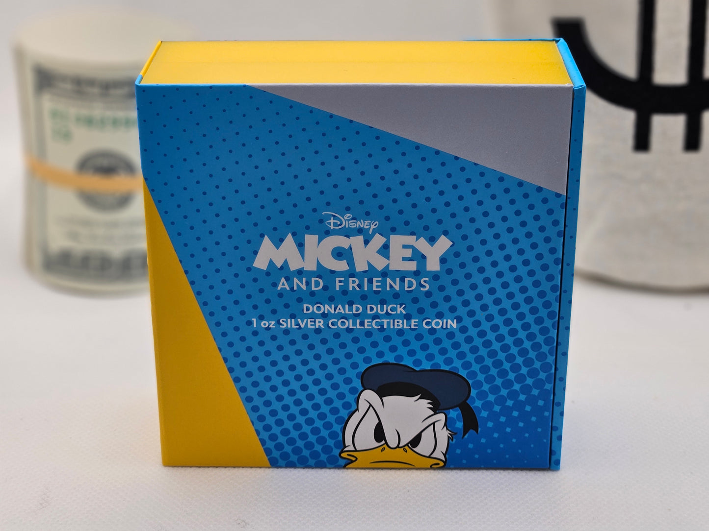 1oz Silver .999 Fine Silver Colored Donald Duck Silver in Collectors Box .999 Silver