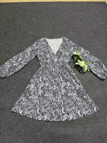 Chic Paisley Print Drawstring Dress - Alluring Surplice Neckline & Adjustable Long Sleeves - Figure-Flattering Womens Clothing for Versatile Style