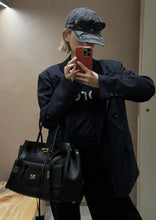 Load image into Gallery viewer, Luxury Genuine Leather Tote Bags for Women Large Capacity Travel Shoulder Bag Designer Handbags Ladies Shopping Purse
