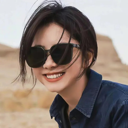 New sunglasses for women with a high-end feel, big face and slimming effect. Sunscreen, UV protection, polarized driving glasses