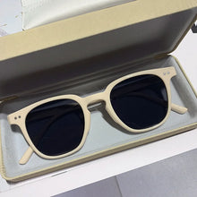 Load image into Gallery viewer, New Vintage Square Sunglasses Women Men Luxury Brand Small Round Sun Glasses Female Small Eyewear Oculos De Sol for Male Female
