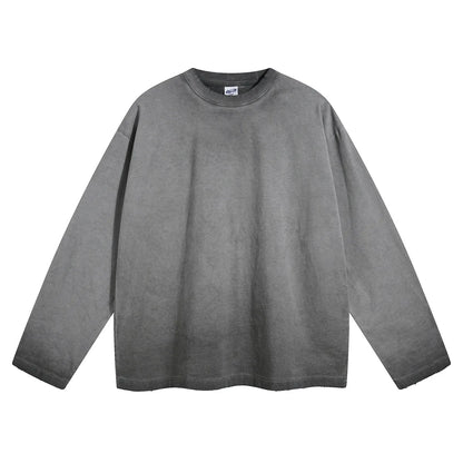 Long-sleeved t-shirt with bottom color