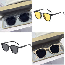 Load image into Gallery viewer, New Vintage Square Sunglasses Women Men Luxury Brand Small Round Sun Glasses Female Small Eyewear Oculos De Sol for Male Female
