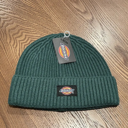 D Men's and Women's Warm Knitted Hats are Essential Warm Hats for Spring and Winter Seasons