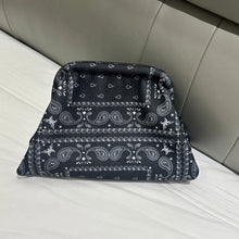 Load image into Gallery viewer, Fashion Trend Leopard Print Clutch Bag for Women Woven Crochet  Cloud Casual Dinner Bag Fashion Dumpling Chic Hobo Bag 2024
