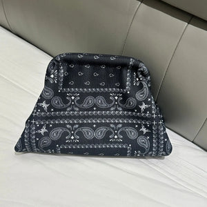 Fashion Trend Leopard Print Clutch Bag for Women Woven Crochet  Cloud Casual Dinner Bag Fashion Dumpling Chic Hobo Bag 2024