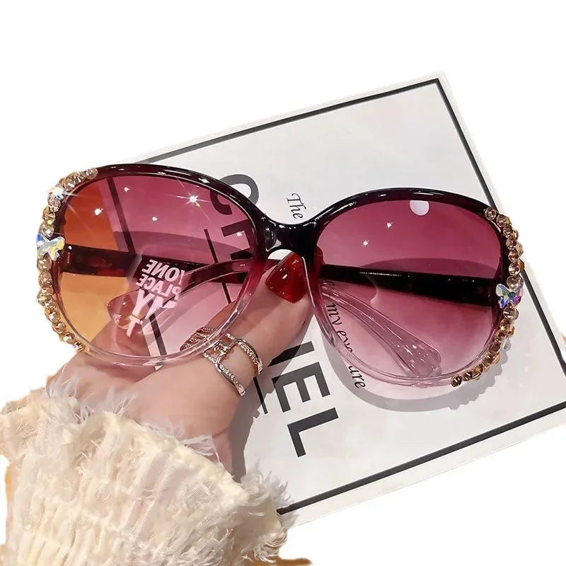 New Fashion Brand Sunglasses 2025 Women Luxury Design Sun Glasses Bling Rhinestone Gradient Lens  Eyeglasses for Female UV400