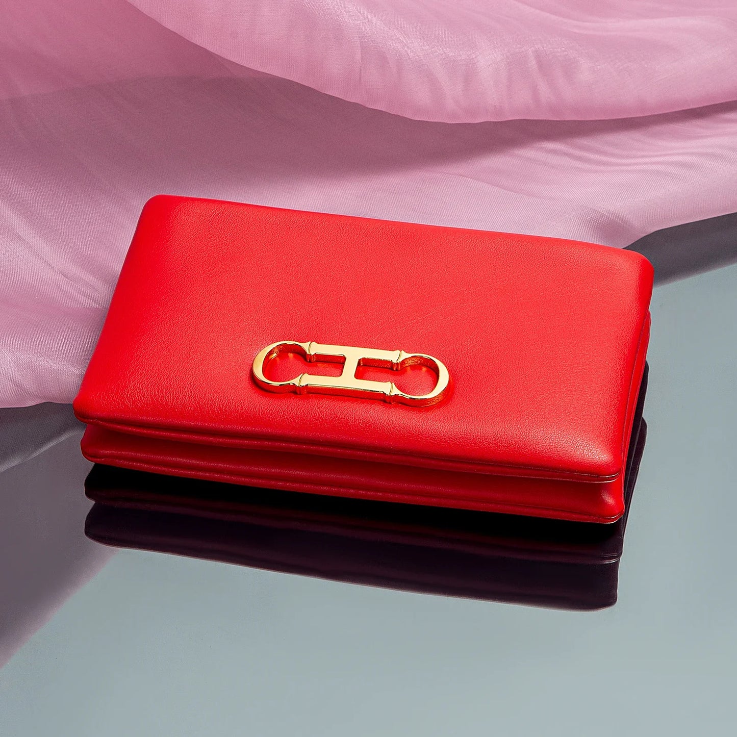 CH Women's Brand Clutch Elegant Design Sense Women's Bag Going Out Fashion Alphabet Design Leather Bag