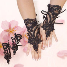 Load image into Gallery viewer, New Women Wedding Fingerless Gloves Lace White Black High Quality Wedding Gloves Mittens Accessory Girl Party Sexy Gloves Guante

