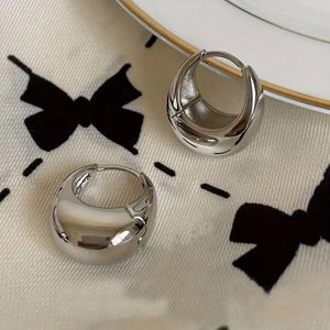 Simple Glossy Thick Hoop Earrings Copper Jewelry Elegant Retro Style Suitable for Women's Daily Leisure