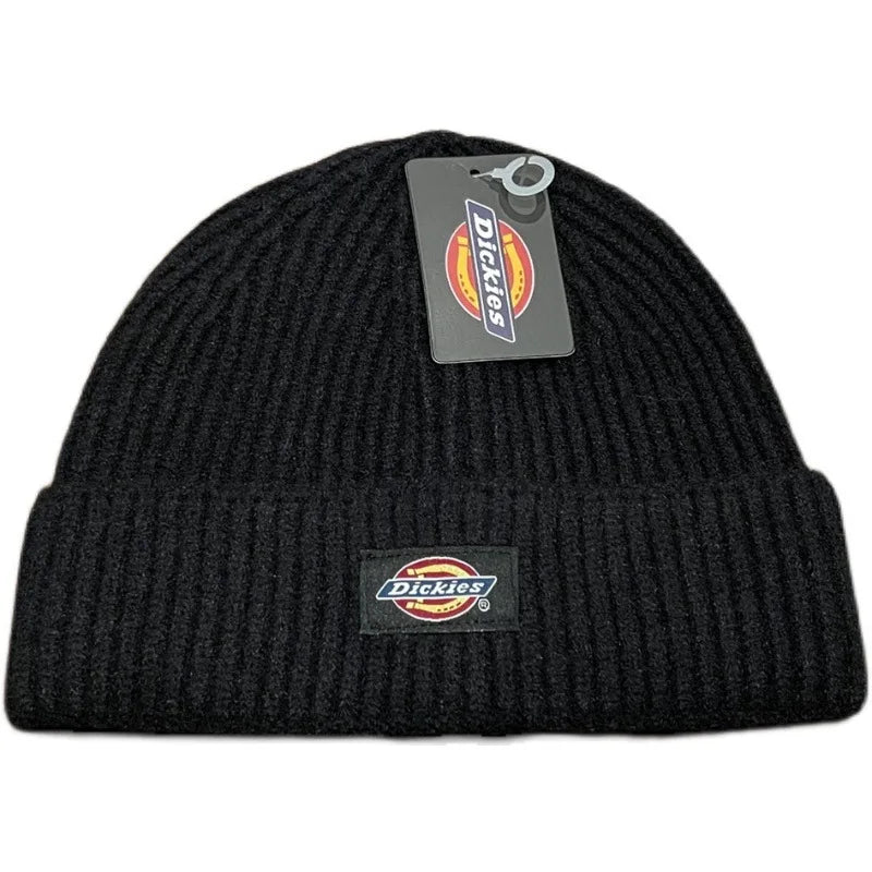 D Men's and Women's Warm Knitted Hats are Essential Warm Hats for Spring and Winter Seasons