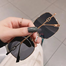 Load image into Gallery viewer, Sunglasses for Women Fashion Square Frame Beach Gradient Sunglass Fashion Eyewear UV400 Eyeglasses
