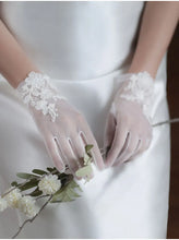 Load image into Gallery viewer, Wedding Bridal White Gloves Handmade Soft Tulle Lace Appliqued Short Brides Gloves Women Pageant Prom Perform Handschuh
