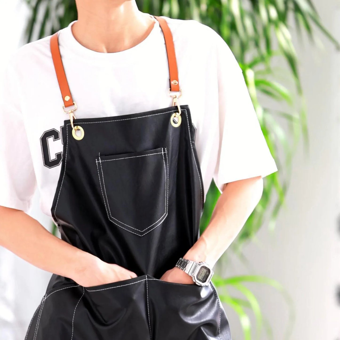Thickened Leather Working Apron Cross Back Adjustable Chef Apron Waterproof Multi-Pocket Sleeveless Adjustable Strap Clothes