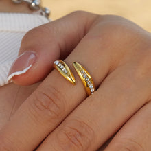 Load image into Gallery viewer, Youthway New Stainless Steel White Rhinestone Open Ring Women Metal Vintage Trendy Stylish Finger Jewelry Gala Gift
