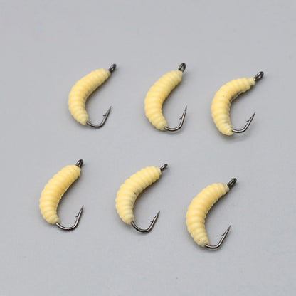 30PCS Artificial Breadworms Fishing Bait with Hooks Realistic Fake Hooked Worm Bait High Elasticity Rubber Fishing Bait