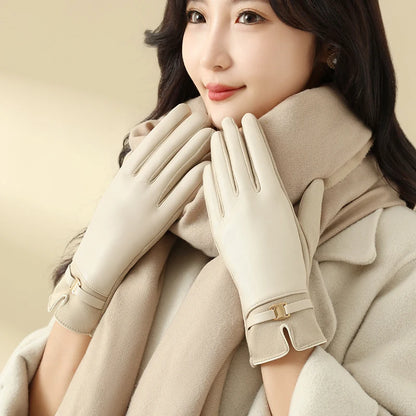 1 Pair of Gloves for Women in Winter Fleece-Lined to Heattech and Touch Screen Pu Elegant and Exquisite Cycling and Driving Gloves